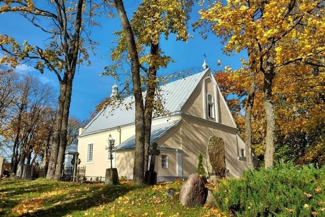 Pělevenėlė Sv. Jaunavas Marijas baznīcas ēku komplekss