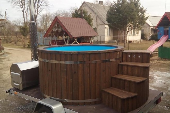 Portable hot tub rental 