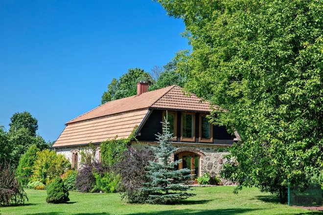 Homestead "Apynių namai" ("House of Hops")